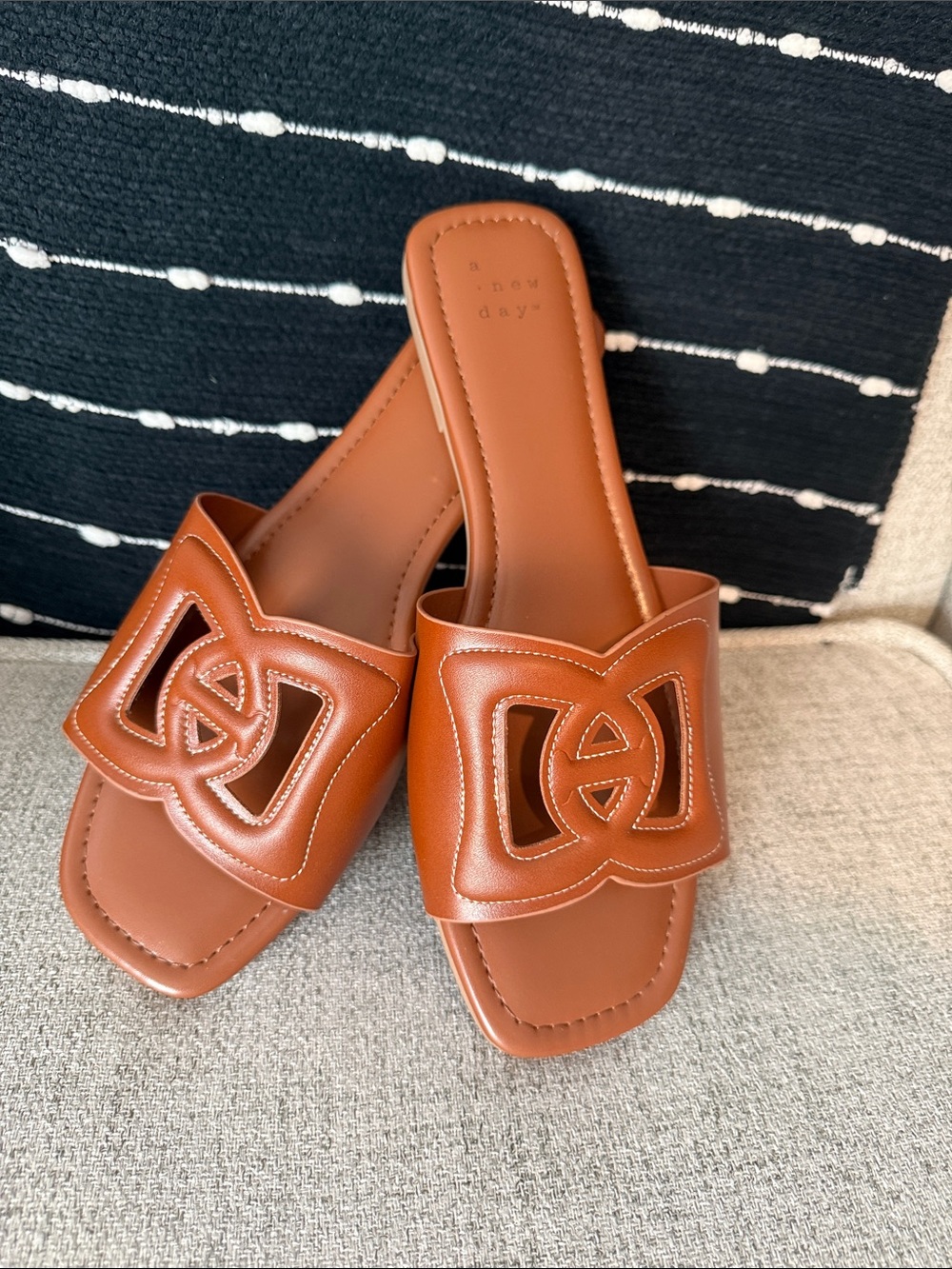 a new day Cognac Cutout Slide Mules